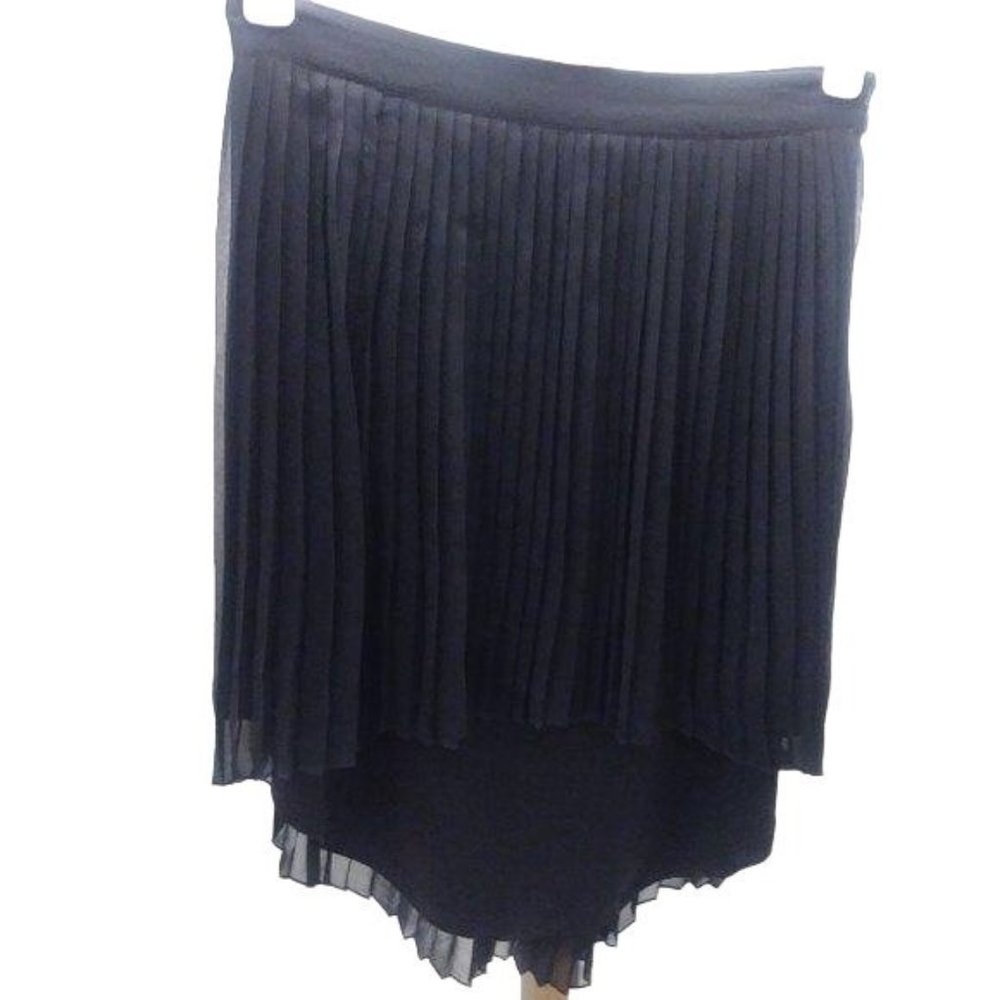 American Eagle Black Hi/Low Pleated Skirt Size 6